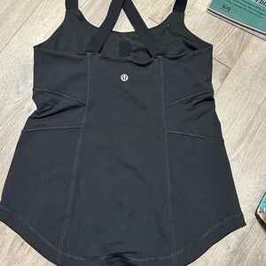 (8) Lululemon Work It Out Tank